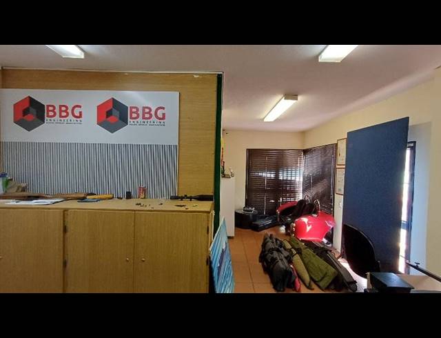 INDUSTRIAL PROPERTY TO RENT IN ROOIHUISKRAAL